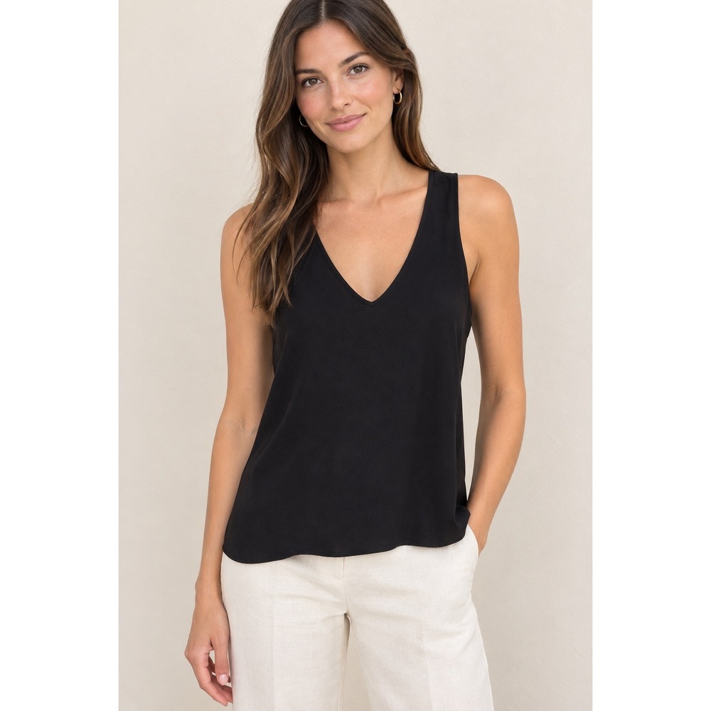 Armani Collezioni Black V-Neck Sleeveless Tank Top Made in Italy Size 42 VMH08T